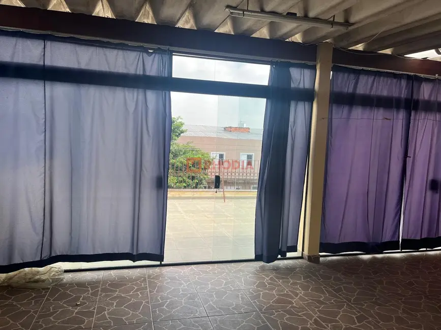 Apartamento com 2 quartos para alugar, 200m2 em Vila Guilherme, São Paulo - SP - imagem 7 Foto 7 de Apartamento com 2 quartos para alugar, 200m2 em Vila Guilherme, São Paulo - SP