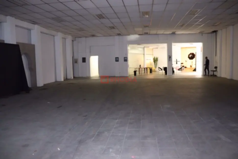 Armazém / Galpão para alugar, 1300m2 em Bom Retiro, São Paulo - SP - imagem 5 Foto 5 de Armazém / Galpão para alugar, 1300m2 em Bom Retiro, São Paulo - SP