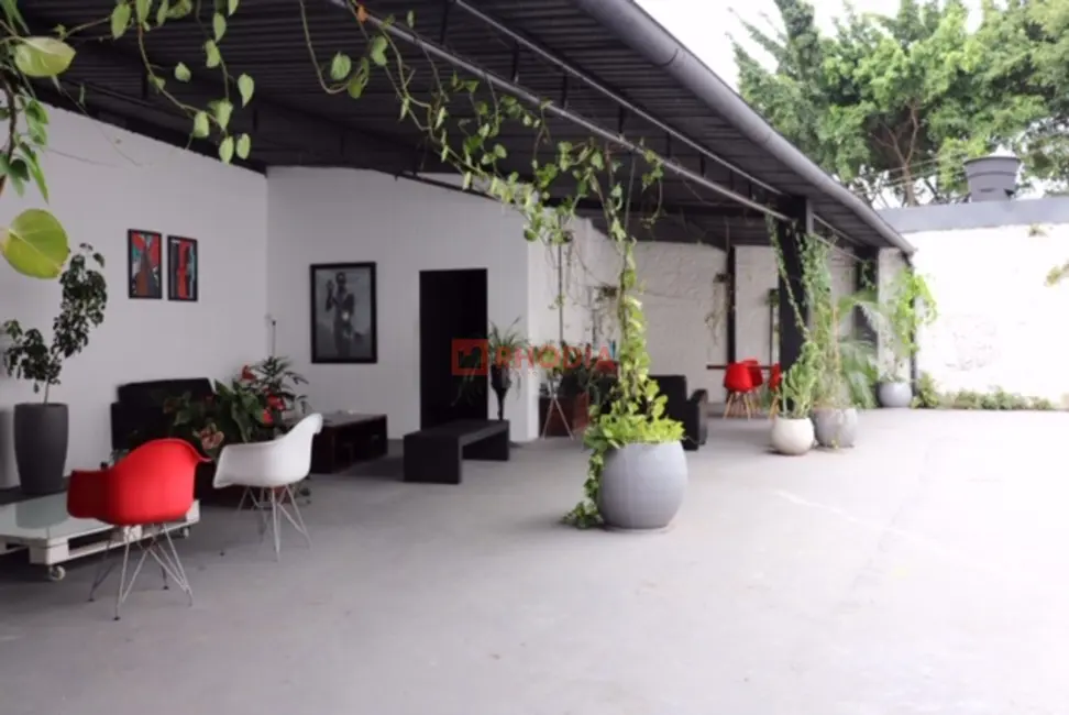 Armazém / Galpão para alugar, 1300m2 em Bom Retiro, São Paulo - SP - imagem 8 Foto 8 de Armazém / Galpão para alugar, 1300m2 em Bom Retiro, São Paulo - SP