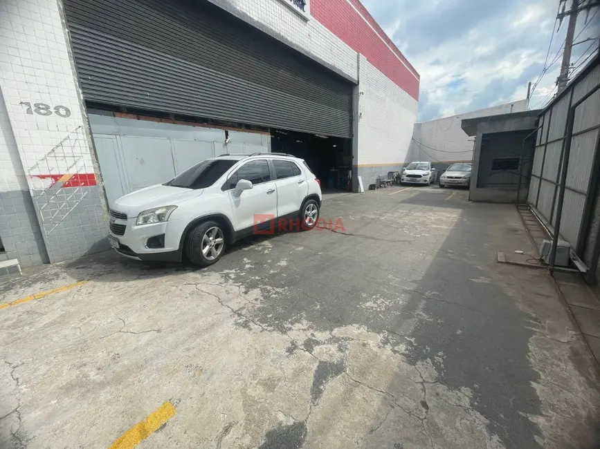 Armazém / Galpão para alugar, 1500m2 em Bom Retiro, São Paulo - SP - imagem 3 Foto 3 de Armazém / Galpão para alugar, 1500m2 em Bom Retiro, São Paulo - SP