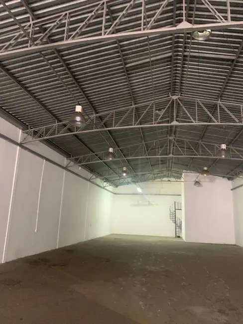 Foto 1 de Armazém / Galpão à venda, 681m2 em Água Fria, São Paulo - SP