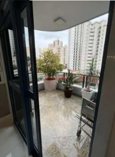 Apartamento com 3 quartos à venda, 168m2 em Santana, São Paulo - SP - imagem 4 Foto 4 de Apartamento com 3 quartos à venda, 168m2 em Santana, São Paulo - SP