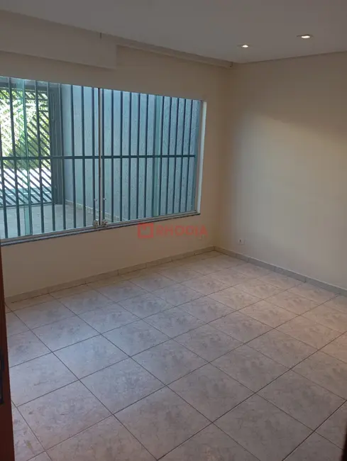Foto 9 de Casa com 3 quartos para alugar, 120m2 em Vila Carolina, São Paulo - SP