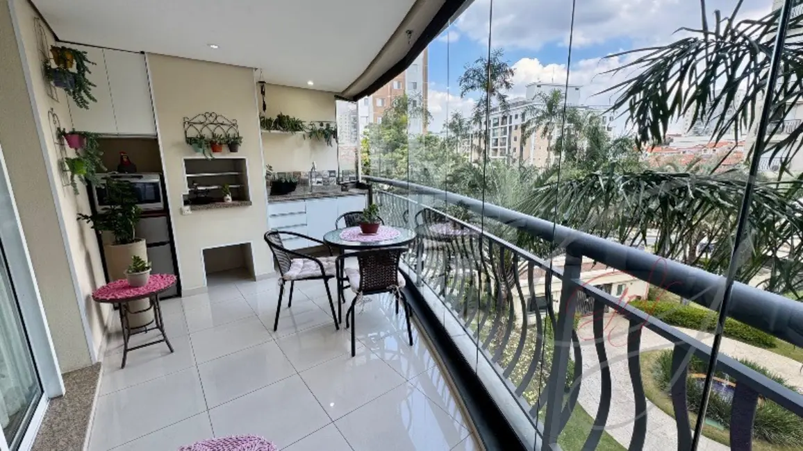 Apartamento com 3 quartos à venda e para alugar, 135m2 em Vila São Francisco, São Paulo - SP - imagem 4 Foto 4 de Apartamento com 3 quartos à venda e para alugar, 135m2 em Vila São Francisco, São Paulo - SP
