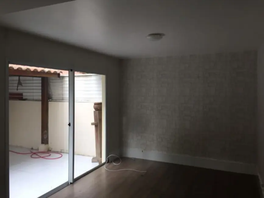 Casa de Condomínio com 4 quartos para alugar, 220m2 em Vila São Francisco, São Paulo - SP - imagem 4 Foto 4 de Casa de Condomínio com 4 quartos para alugar, 220m2 em Vila São Francisco, São Paulo - SP