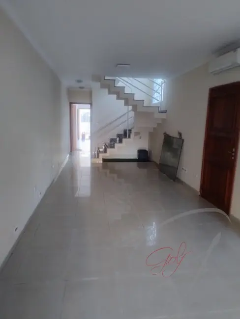 Casa com 4 quartos à venda, 320m2 em Vila Yara, Osasco - SP - imagem 7 Foto 7 de Casa com 4 quartos à venda, 320m2 em Vila Yara, Osasco - SP