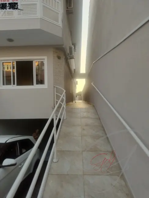 Casa com 4 quartos à venda, 320m2 em Vila Yara, Osasco - SP - imagem 3 Foto 3 de Casa com 4 quartos à venda, 320m2 em Vila Yara, Osasco - SP