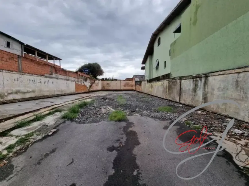 Foto 1 de Terreno / Lote à venda em Rochdale, Osasco - SP