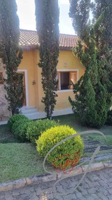 Foto 2 de Casa de Condomínio com 3 quartos à venda, 186m2 em Jardim Ana Estela, Carapicuiba - SP