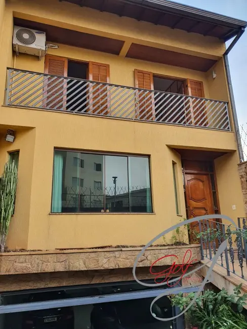 Foto 1 de Casa com 3 quartos à venda, 290m2 em Jaguaribe, Osasco - SP
