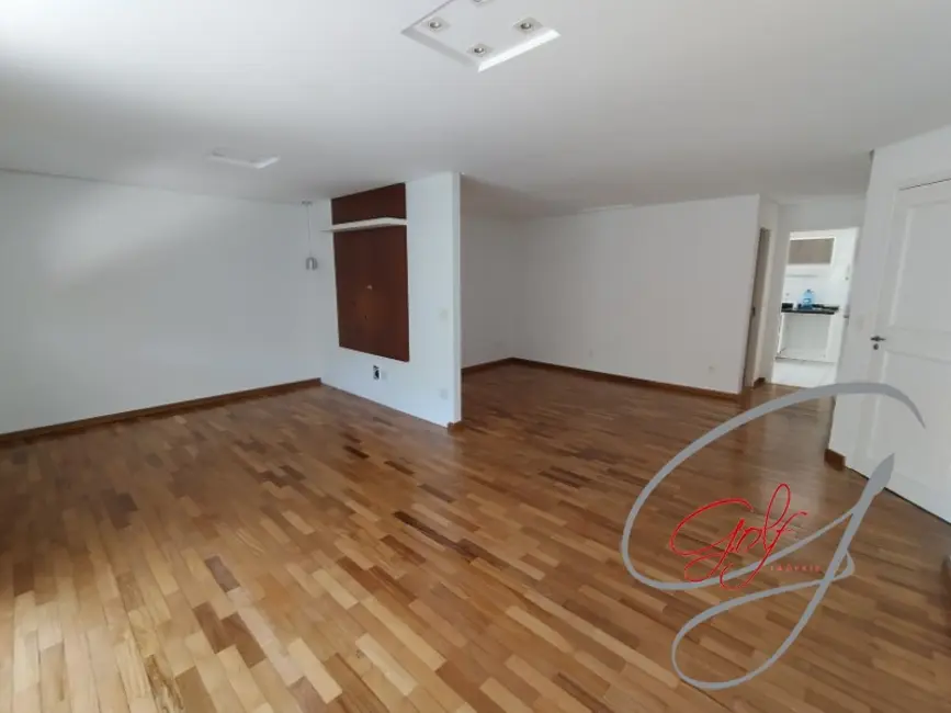 Foto 3 de Apartamento com 3 quartos para alugar, 140m2 em Vila São Francisco, São Paulo - SP