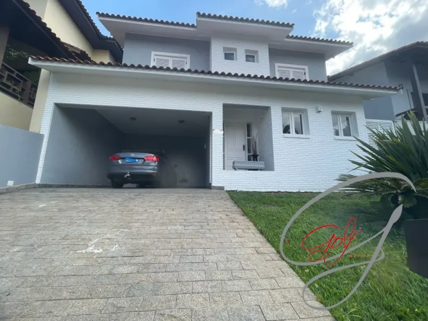 Casa de Condomínio com 5 quartos à venda, 280m2 em São Paulo II, Cotia - SP - imagem 4 Foto 4 de Casa de Condomínio com 5 quartos à venda, 280m2 em São Paulo II, Cotia - SP