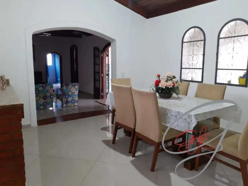 Chácara com 5 quartos à venda, 800m2 em Ibiuna - SP - imagem 9 Foto 9 de Chácara com 5 quartos à venda, 800m2 em Ibiuna - SP