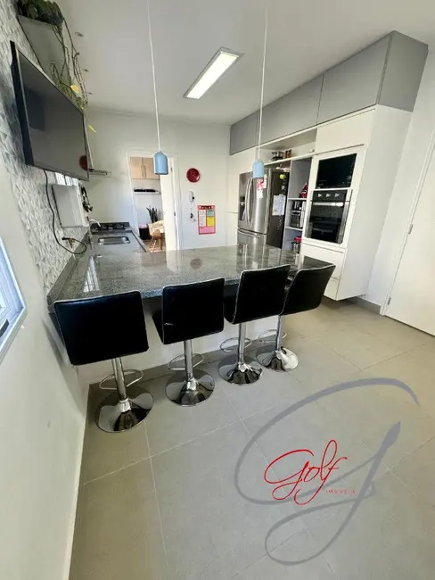 Foto 9 de Casa de Condomínio com 4 quartos à venda e para alugar, 280m2 em Parque dos Príncipes, São Paulo - SP