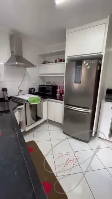 Casa com 3 quartos à venda, 212m2 em Bela Vista, Osasco - SP - imagem 5 Foto 5 de Casa com 3 quartos à venda, 212m2 em Bela Vista, Osasco - SP