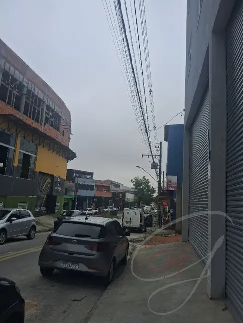 Apartamento com 2 quartos para alugar, 60m2 em Parque Ribeiro de Lima, Barueri - SP - imagem 4 Foto 4 de Apartamento com 2 quartos para alugar, 60m2 em Parque Ribeiro de Lima, Barueri - SP