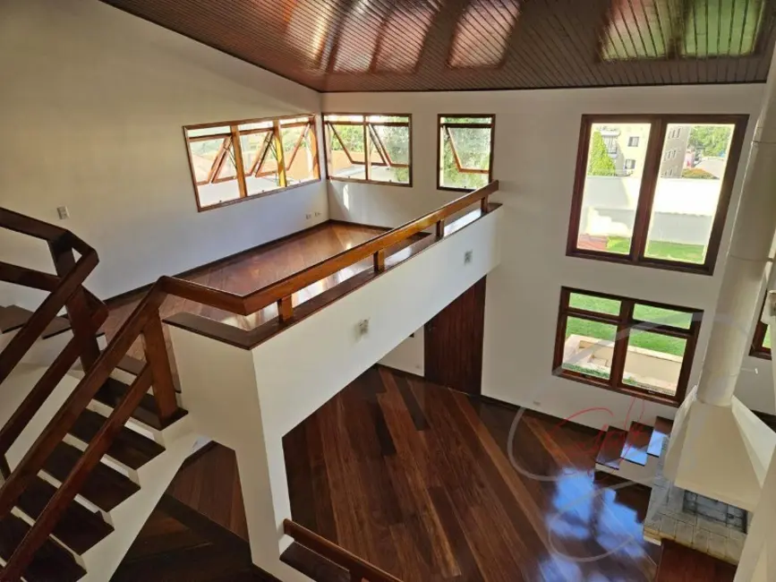 Foto 3 de Casa com 4 quartos para alugar, 500m2 em Cidade São Francisco, São Paulo - SP