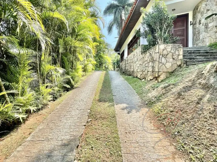 Casa de Condomínio com 6 quartos à venda, 641m2 em Granja Viana, Cotia - SP - imagem 3 Foto 3 de Casa de Condomínio com 6 quartos à venda, 641m2 em Granja Viana, Cotia - SP