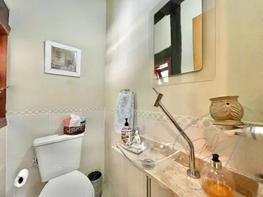 Foto 8 de Casa de Condomínio com 3 quartos à venda, 183m2 em Carapicuiba - SP