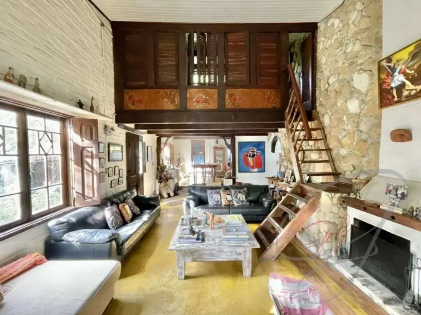 Foto 4 de Casa de Condomínio com 3 quartos à venda e para alugar, 441m2 em Embu Das Artes - SP