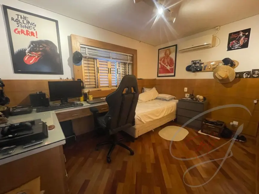 Foto 9 de Casa com 2 quartos à venda, 182m2 em Parque Continental, São Paulo - SP