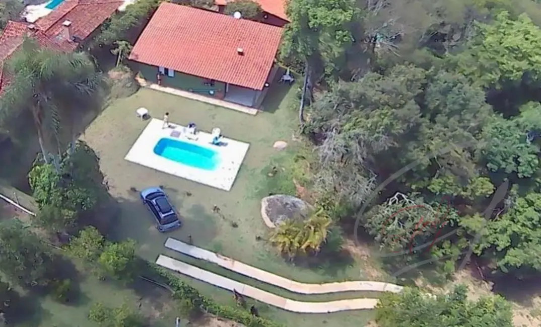 Chácara com 2 quartos à venda, 130m2 em Vargem Grande Paulista - SP - imagem 1 Foto 1 de Chácara com 2 quartos à venda, 130m2 em Vargem Grande Paulista - SP