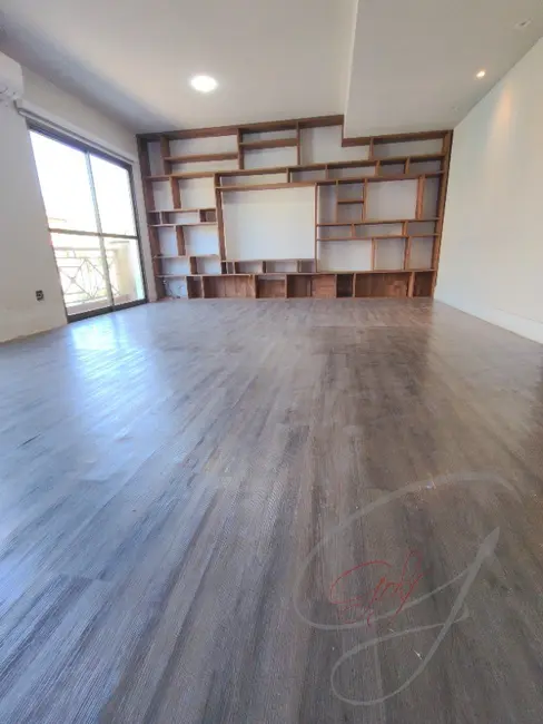 Foto 3 de Casa de Condomínio com 3 quartos à venda, 300m2 em Vila São Francisco, São Paulo - SP