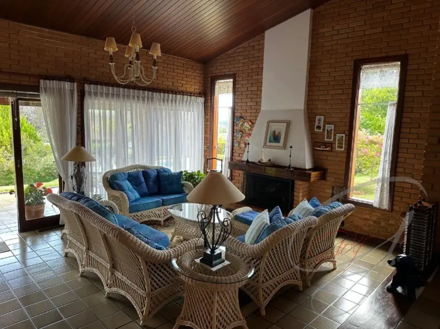 Foto 1 de Casa de Condomínio com 5 quartos à venda, 258m2 em Ibiuna - SP