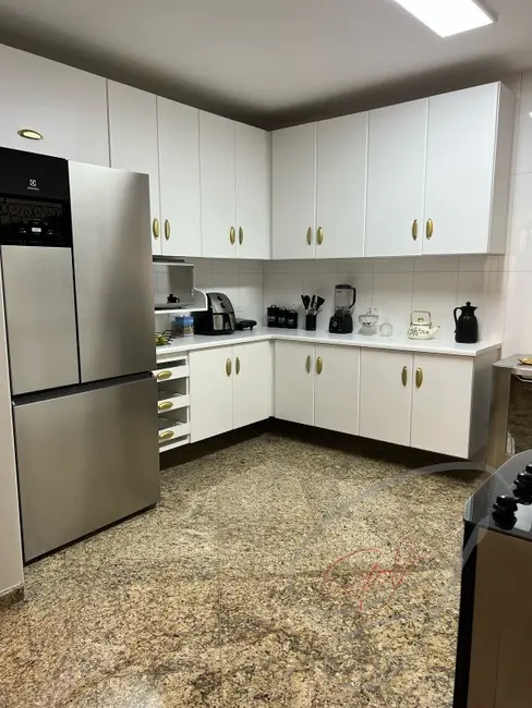 Foto 9 de Casa com 4 quartos à venda, 354m2 em Centro, Osasco - SP