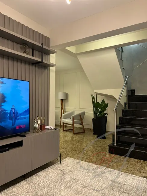 Foto 5 de Casa com 4 quartos à venda, 354m2 em Centro, Osasco - SP