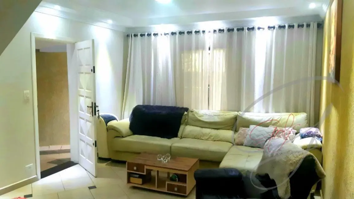 Casa com 3 quartos à venda, 300m2 em Vila Yara, Osasco - SP - imagem 8 Foto 8 de Casa com 3 quartos à venda, 300m2 em Vila Yara, Osasco - SP