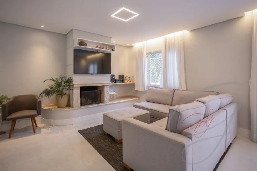 Foto 3 de Casa de Condomínio com 3 quartos à venda, 304m2 em Vila São Francisco, São Paulo - SP