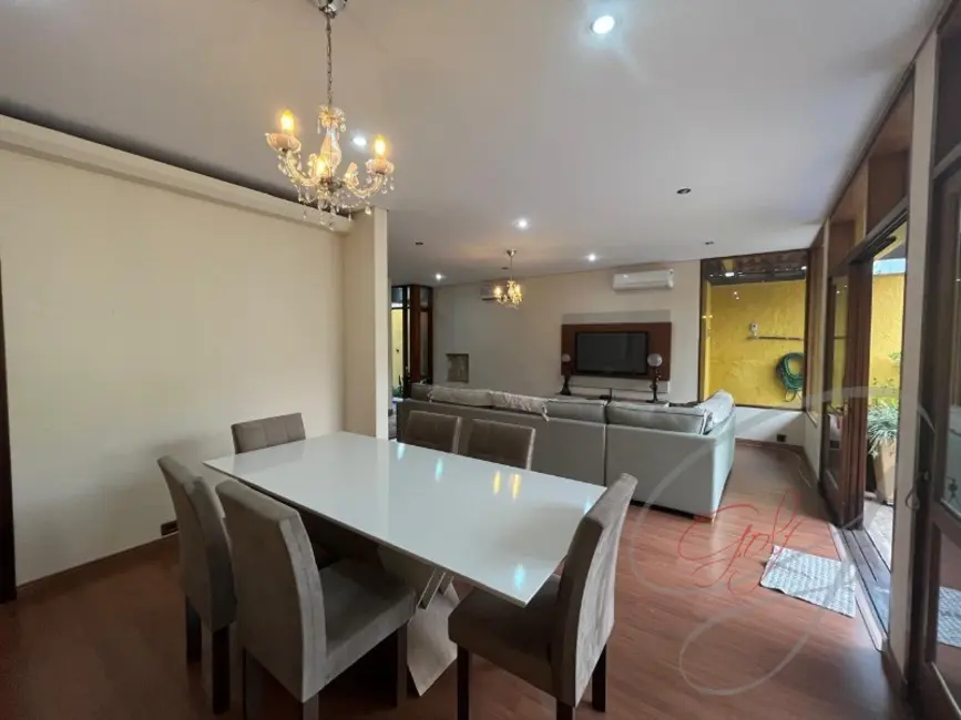Casa com 4 quartos à venda, 350m2 em Vila São Francisco, São Paulo - SP - imagem 3 Foto 3 de Casa com 4 quartos à venda, 350m2 em Vila São Francisco, São Paulo - SP