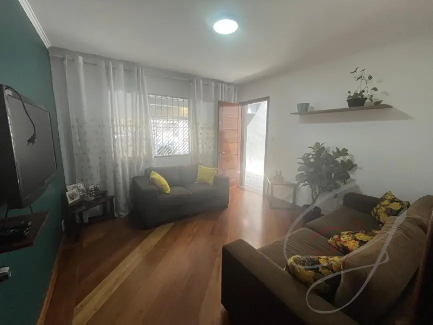 Casa com 3 quartos à venda, 200m2 em Cipava, Osasco - SP - imagem 4 Foto 4 de Casa com 3 quartos à venda, 200m2 em Cipava, Osasco - SP