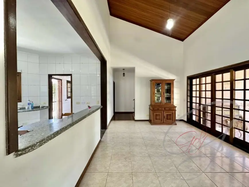 Casa de Condomínio com 3 quartos à venda, 255m2 em Granja Viana, Carapicuiba - SP - imagem 6 Foto 6 de Casa de Condomínio com 3 quartos à venda, 255m2 em Granja Viana, Carapicuiba - SP