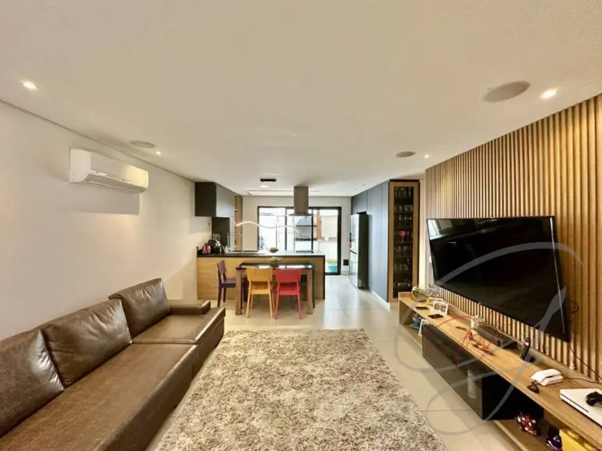Foto 1 de Casa de Condomínio com 4 quartos à venda, 180m2 em Granja Viana, Cotia - SP