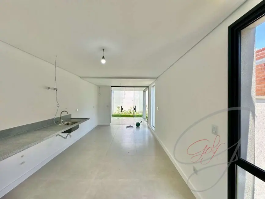 Casa de Condomínio com 3 quartos à venda, 137m2 em Granja Viana, Cotia - SP - imagem 9 Foto 9 de Casa de Condomínio com 3 quartos à venda, 137m2 em Granja Viana, Cotia - SP