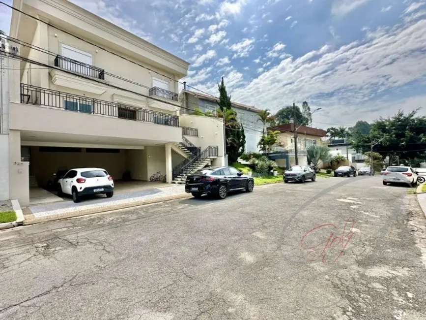 Casa de Condomínio com 4 quartos à venda, 468m2 em Granja Viana, Cotia - SP - imagem 3 Foto 3 de Casa de Condomínio com 4 quartos à venda, 468m2 em Granja Viana, Cotia - SP