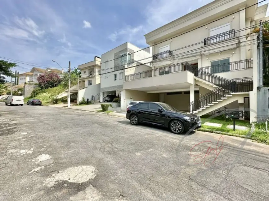 Casa de Condomínio com 4 quartos à venda, 468m2 em Granja Viana, Cotia - SP - imagem 2 Foto 2 de Casa de Condomínio com 4 quartos à venda, 468m2 em Granja Viana, Cotia - SP