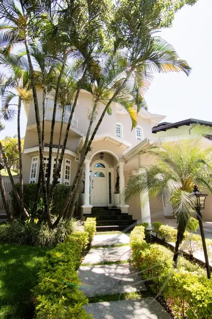 Casa de Condomínio com 4 quartos à venda, 359m2 em São Paulo II, Cotia - SP - imagem 4 Foto 4 de Casa de Condomínio com 4 quartos à venda, 359m2 em São Paulo II, Cotia - SP