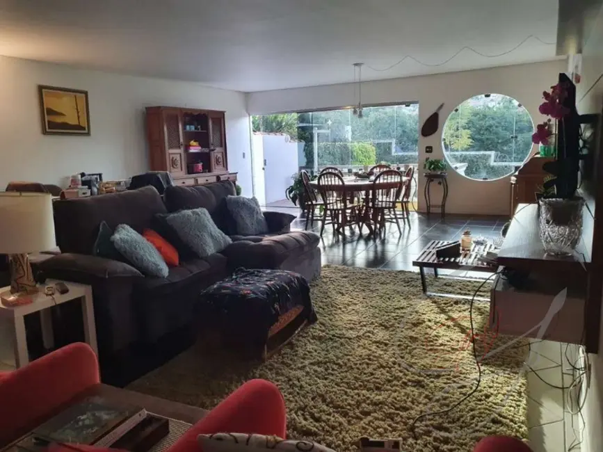 Foto 4 de Casa de Condomínio com 3 quartos à venda e para alugar, 320m2 em Granja Viana, Cotia - SP