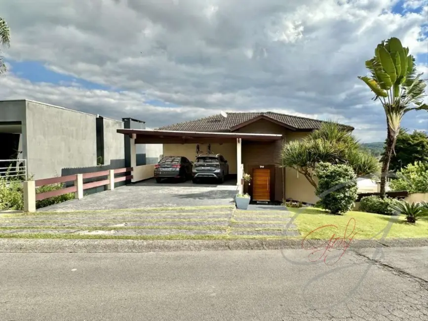 Casa de Condomínio com 3 quartos à venda, 330m2 em Granja Viana, Carapicuiba - SP - imagem 1 Foto 1 de Casa de Condomínio com 3 quartos à venda, 330m2 em Granja Viana, Carapicuiba - SP