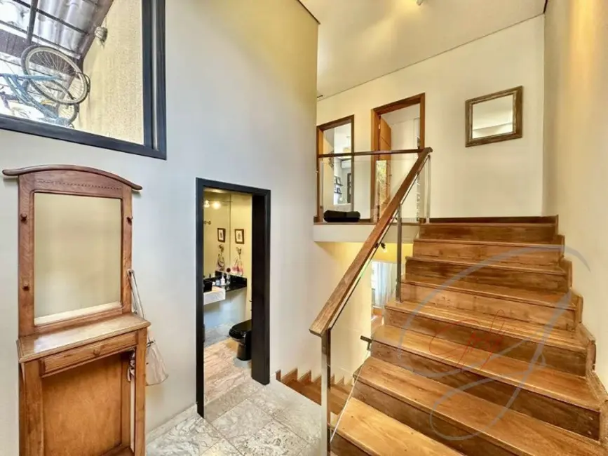 Casa de Condomínio com 3 quartos à venda, 330m2 em Granja Viana, Carapicuiba - SP - imagem 7 Foto 7 de Casa de Condomínio com 3 quartos à venda, 330m2 em Granja Viana, Carapicuiba - SP