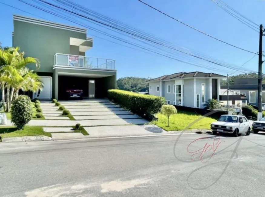 Casa de Condomínio com 3 quartos à venda, 335m2 em Granja Viana, Cotia - SP - imagem 5 Foto 5 de Casa de Condomínio com 3 quartos à venda, 335m2 em Granja Viana, Cotia - SP