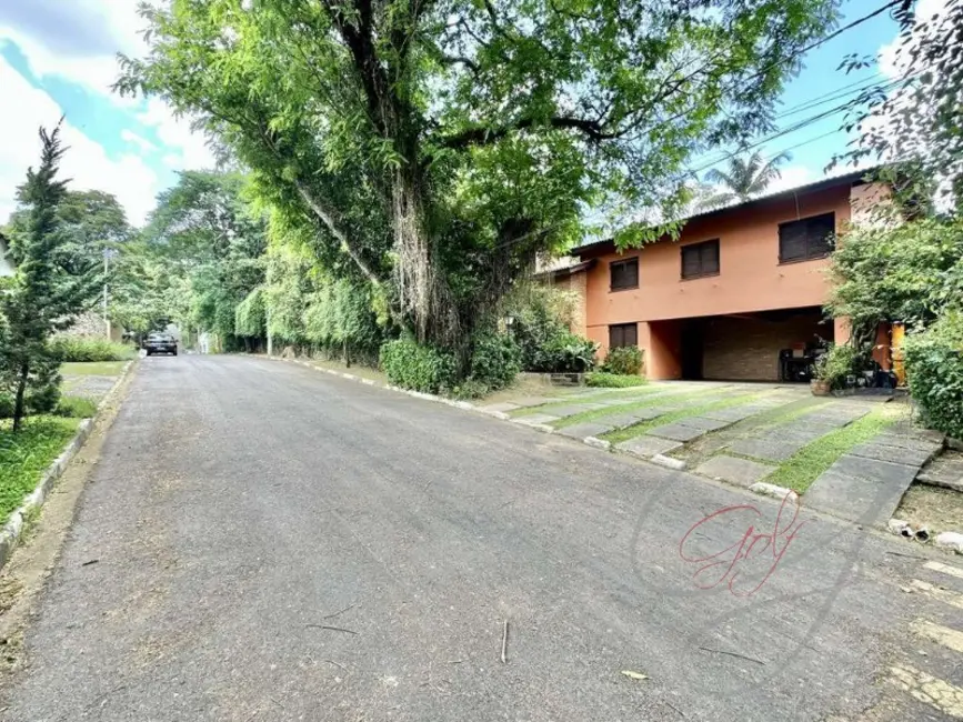 Casa de Condomínio com 4 quartos à venda, 417m2 em Granja Viana, Carapicuiba - SP - imagem 3 Foto 3 de Casa de Condomínio com 4 quartos à venda, 417m2 em Granja Viana, Carapicuiba - SP
