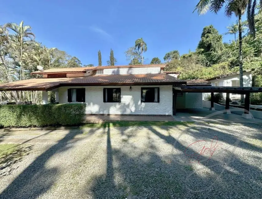 Casa de Condomínio com 3 quartos à venda e para alugar, 473m2 em Granja Viana, Cotia - SP - imagem 8 Foto 8 de Casa de Condomínio com 3 quartos à venda e para alugar, 473m2 em Granja Viana, Cotia - SP