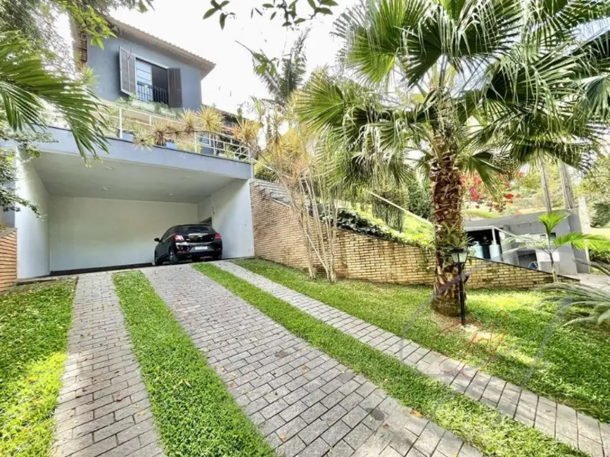 Casa de Condomínio com 4 quartos à venda, 380m2 em Granja Viana, Carapicuiba - SP - imagem 5 Foto 5 de Casa de Condomínio com 4 quartos à venda, 380m2 em Granja Viana, Carapicuiba - SP