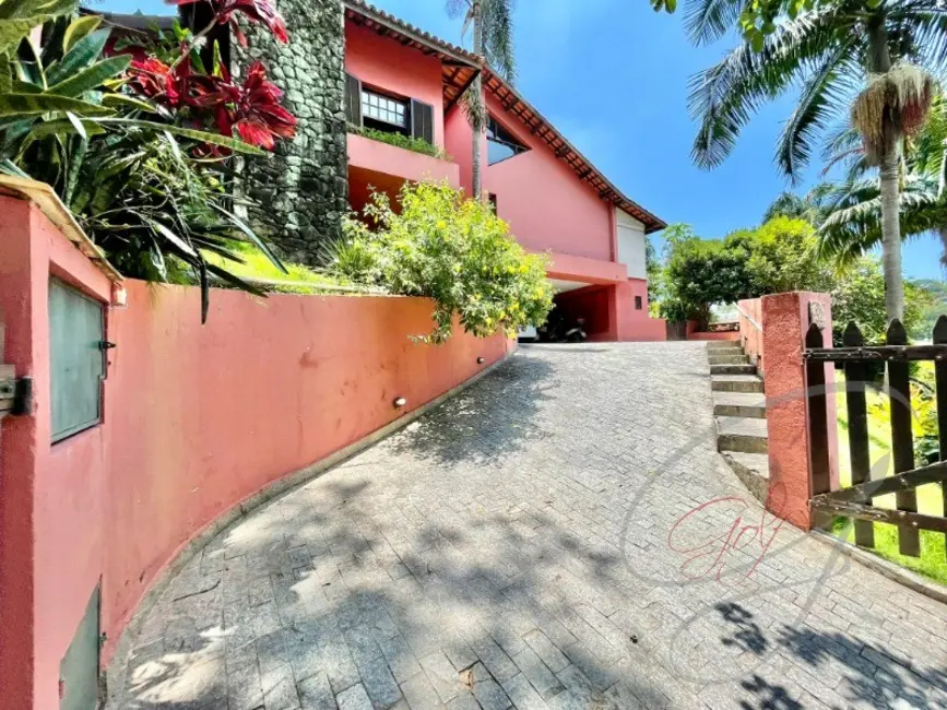 Casa de Condomínio com 2 quartos à venda, 256m2 em Granja Viana, Cotia - SP - imagem 2 Foto 2 de Casa de Condomínio com 2 quartos à venda, 256m2 em Granja Viana, Cotia - SP