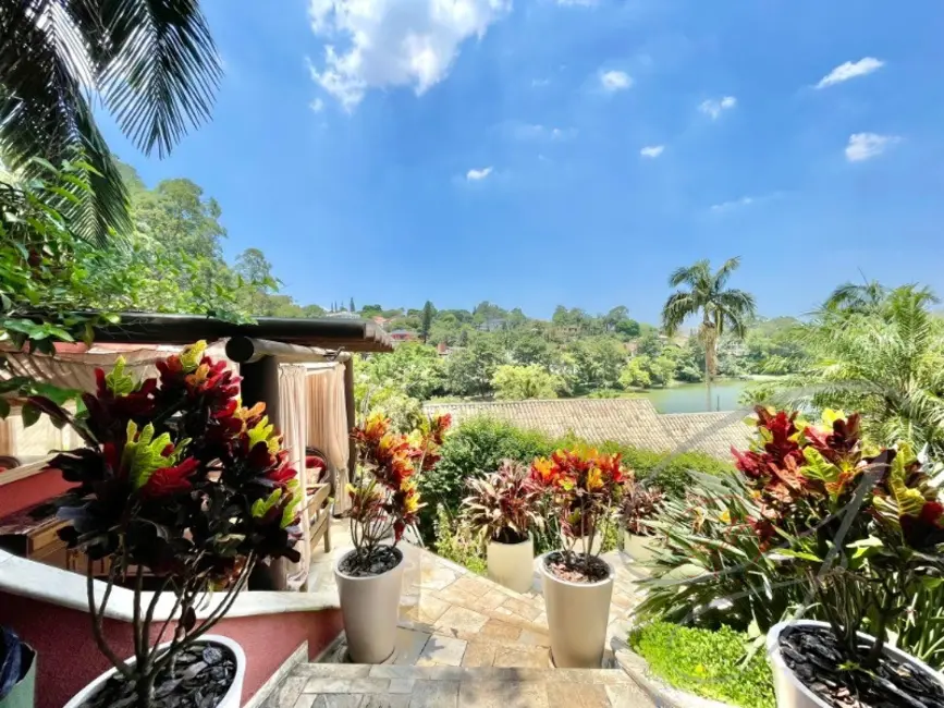 Casa de Condomínio com 2 quartos à venda, 256m2 em Granja Viana, Cotia - SP - imagem 8 Foto 8 de Casa de Condomínio com 2 quartos à venda, 256m2 em Granja Viana, Cotia - SP