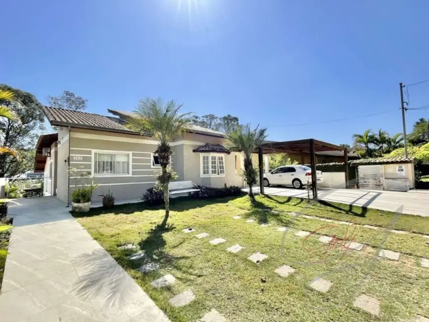 Foto 5 de Casa de Condomínio com 5 quartos à venda, 400m2 em Jardim do Golf I, Jandira - SP